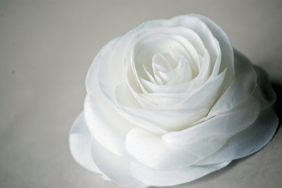 Hochzeit - Rose hair flower, Rose hair clip, Wedding hair accessories,  Wedding hair flowers, Wedding hair piece,  Rose headpiece
