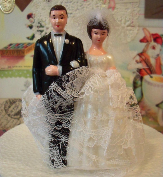 Hochzeit - Love is Sweet / Sale / Vintage / Wedding Cake Topper / Bride and Groom / DIY / Bridal Shower Cake Decoration