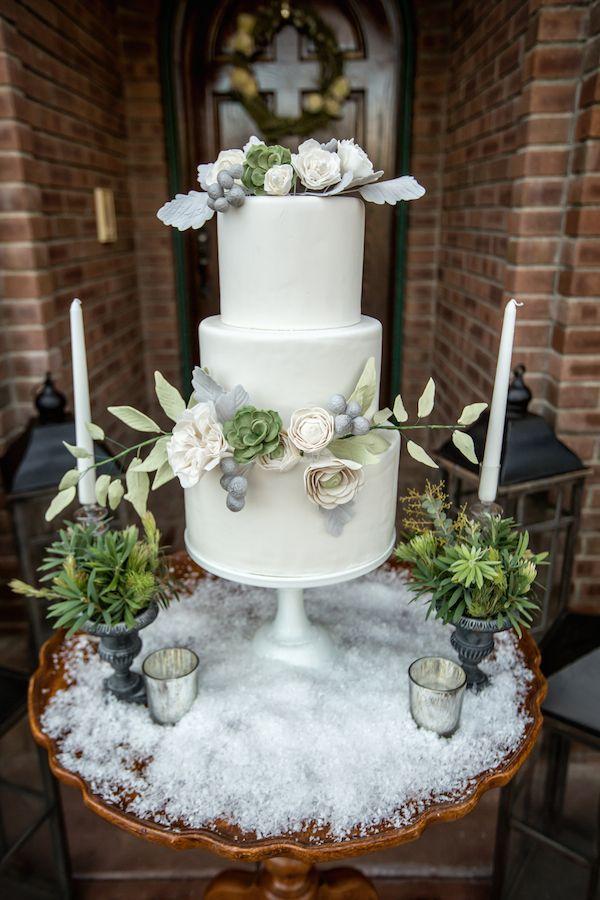 Wedding - Winter Meets Old Hollywood Style