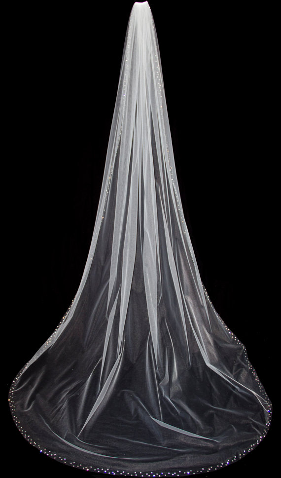Свадьба - Chapel Bridal Veil with Crystal Edge, Chapel Length Crystal Bridal Veil, 90 inch, White or Ivory Veil, Veil Style 1028, Made to Order