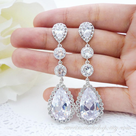 زفاف - Bridal shimmering pair of earrings