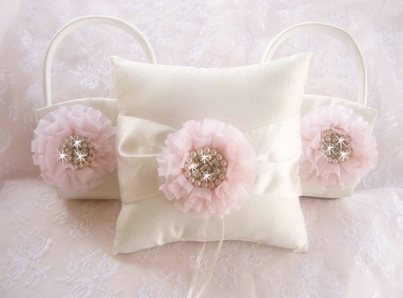 Свадьба - Two Flower Girl Basket Set  ..  Ivory Wedding Ring Pillow  Pink Flowers Beach Wedding Ivory and Cream Custom Colors too
