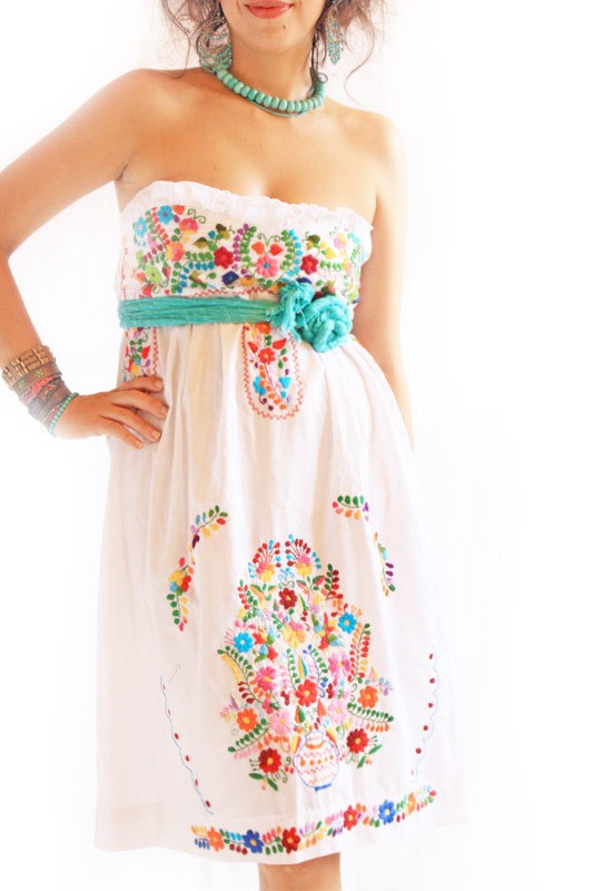 زفاف - Alegria white Mexican Wedding Dress Bohemian Strapless Embroidered