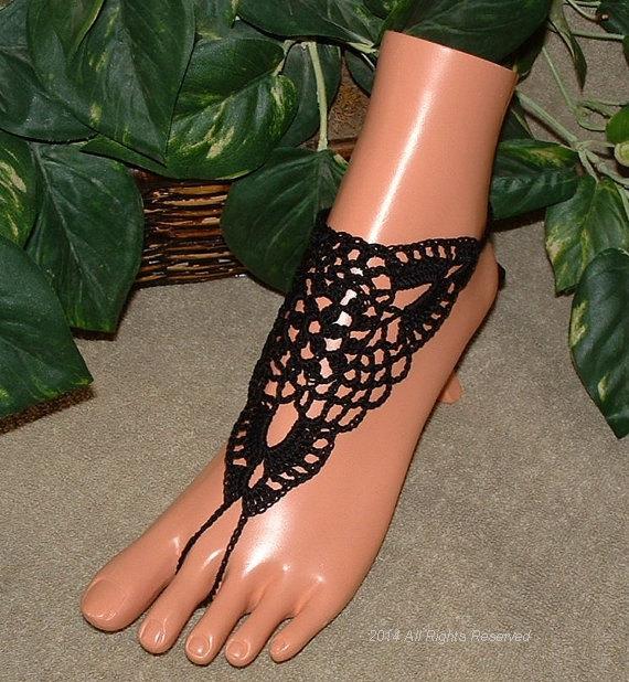 Mariage - Crochet black barefoot sandals, foot jewelry, anklet, bridesmaid gift, barefoot sandles, wedding, beach, yoga, shoes, crochet sandals