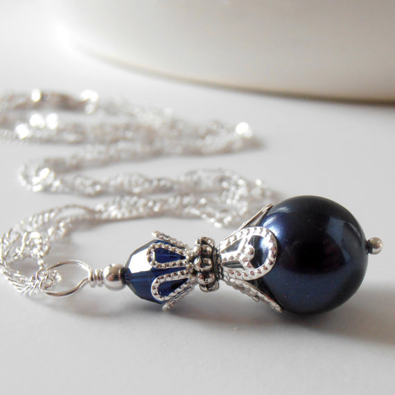 Свадьба - Navy Blue Pearl Necklace Crystal and Pearl Bridesmaid Jewelry Beaded Pendant Necklace Silver and Navy Wedding Jewelry Swarovski Elements