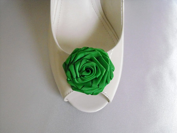 زفاف - Handmade rose shoe clips in emerald green