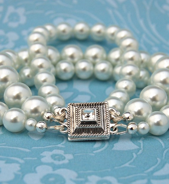 زفاف - Three Strand pear bracelet, bridal jewelry, bridesmaid jewelry, prom jewelry