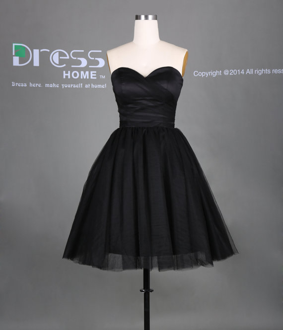 Mariage - Simple Black Sweetheart Neckline Ball Gown Short Homecoming Dress/Little Black Dress/Sexy Wedding Party Dress/Bridesmaid Dress DH285