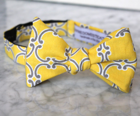 زفاف - Bow Tie in Yellow and Gray Tiles - Groomsmen and wedding tie - clip on, pre-tied with strap or self tying