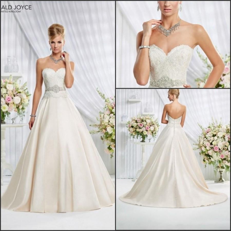 Mariage - 2015 Veni Infantino Wedding Dresses Lace Applique Crystal Sweetheart Satin Sleeveless Beads Sash Chapel Train Bridal Gowns Wedding Dress Online with $119.33/Piece on Hjklp88's Store 
