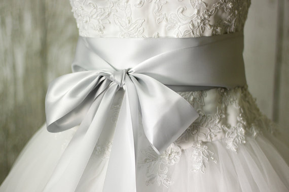 زفاف - Bridal Sash - Romantic Luxe Satin Ribbon Sash - Wedding Sashes - Silver Gray Bridal Belt