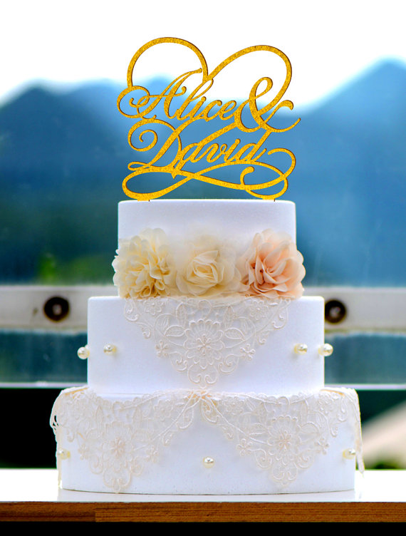 Свадьба - Wedding Cake Topper Monogram Mr and Mrs cake Topper Design Personalized with YOUR Last Name 030