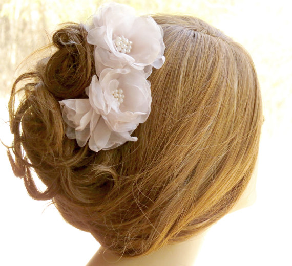 Свадьба - Bridal Flower Hair Clip, Hair Accessories, Wedding Headpiece, Pearl, Floral, Blush, Nude, Beige, Hair Flower Clip