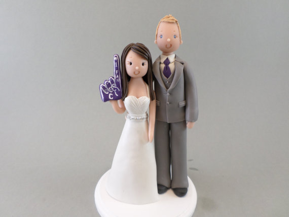 Hochzeit - Bride & Groom Custom Wedding Cake Topper