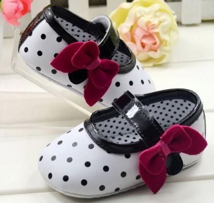زفاف - Beautiful Baby Girl Shoes with Bow