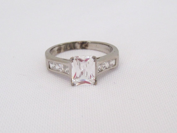 Hochzeit - Retro Vintage Sterling Silver White Topaz Engagement Ring Size 8