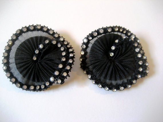 زفاف - Vintage shoe clips. Black pleated fabric with rhinestones. 2"