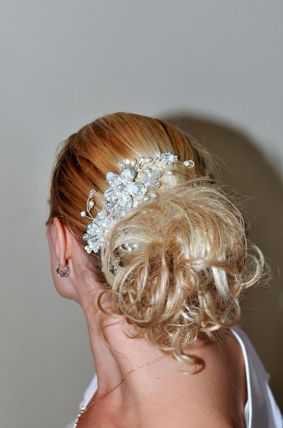 Свадьба - Bridal Hair Comb Pearl and Rhinestone Wedding Hair Comb, Vintage Style Wedding Hair Accessories Bridal Hair Accessory