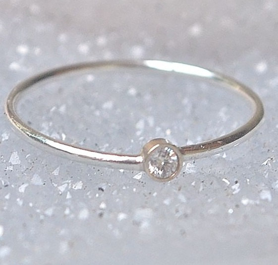 زفاف - 18k Gold Diamond Stacking Ring - Stackable Wedding Ring - Engagement Ring  - April - Diamond Promise Ring - 18k White or Yellow Gold Ring