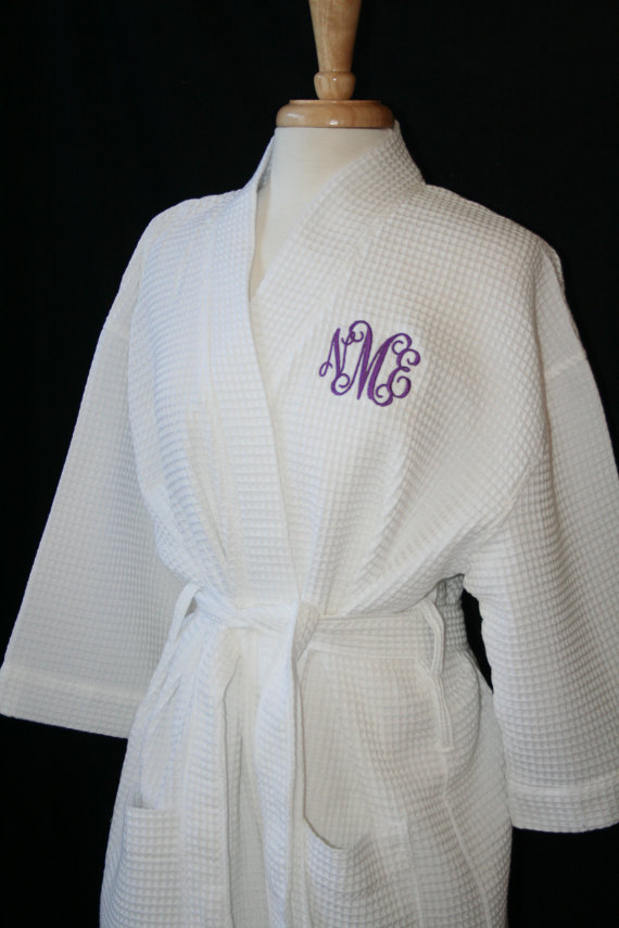 Mariage - MONOGRAMMED Waffle Weave Robes Available in 9 Colors and Ready for Immediate Shipment