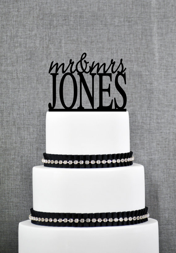 Wedding - Modern Last Name Wedding Cake Toppers, Unique Personalized Wedding Cake Topper, Elegant Custom Mr and Mrs Wedding Cake Toppers - S005