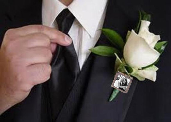 Mariage - Square Photo Boutonniere Pin Groom Father of the Bride Groomsmen Wedding