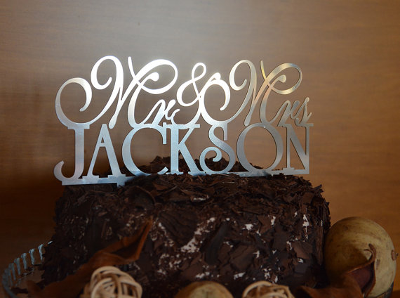 زفاف - Hygienic Polished Chrome Personalized Custom Mr & Mrs Wedding Cake Topper with YOUR Last Name.