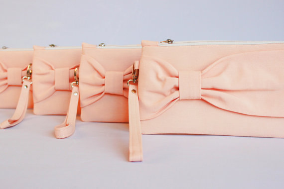 زفاف - Promotional sale   - SET OF 7  --Peach,Bow wristelt clutch,bridesmaid gift ,wedding gift ,make up bag,zipper