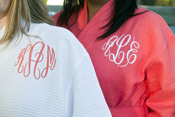 Свадьба - Monogrammed Waffle Robe, Personalized Bridesmaids Gift, Bridesmaid Robe,  Coral Waffle Robe, Personalized Waffle Robe,