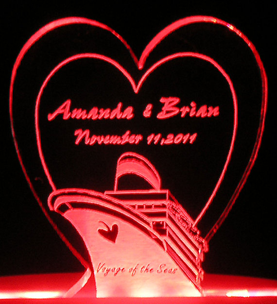 Hochzeit - Cruise Themed Wedding Cake Topper - Personalized with ship's name