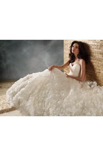 Hochzeit - Jim Hjelm Wedding Dress Style JH8157