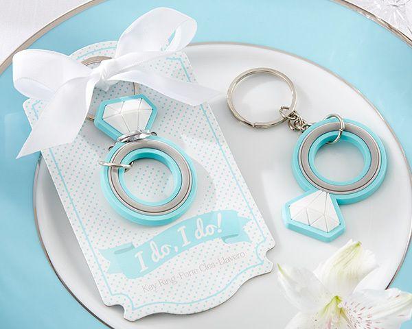 Hochzeit - Engagement Ring Keychain Favor