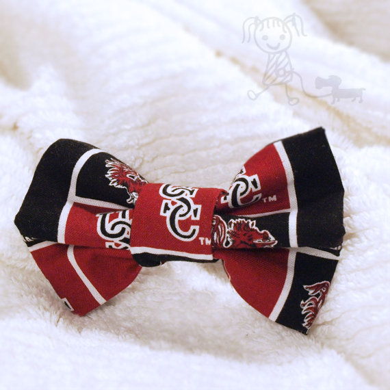 Wedding - Medium (4.5 inches x 3 inches) Snap-On Bowtie: Gamecocks