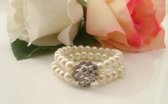 Hochzeit - Vintage style art deco swarovski crystal flower girl gift stretchy cuff bracelet for little princess' wedding jewelry cuff bracelet