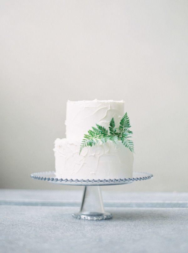 Hochzeit - Inspired By: Reese Witherspoon's Birthday Cake