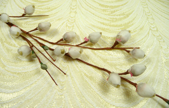 Wedding - Vintage Silk Bud Spray Antique White Silk Flowers for Weddings Bridal Crowns Floral Arrangements Corsage,Crafts