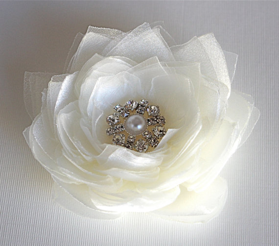 Wedding - Ivory wedding hair flower with rhinestone -wedding hair accessories - bridal hair flower - bridal hair clip