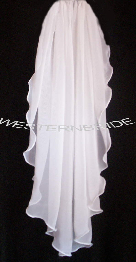 زفاف - Elegant Chiffon Wedding bridal veil. White or Ivory , your choice. elbow lenght with silver comb ready to wear