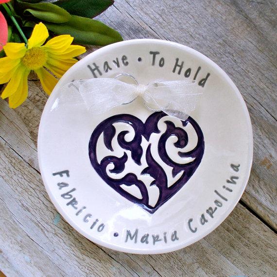 Mariage - Renaissance Heart Ring Bearer Bowl, Customized Ceramic Ring Bowl To Have and To Hold, Wedding Ring Bowl, Ring Pillow Alternative