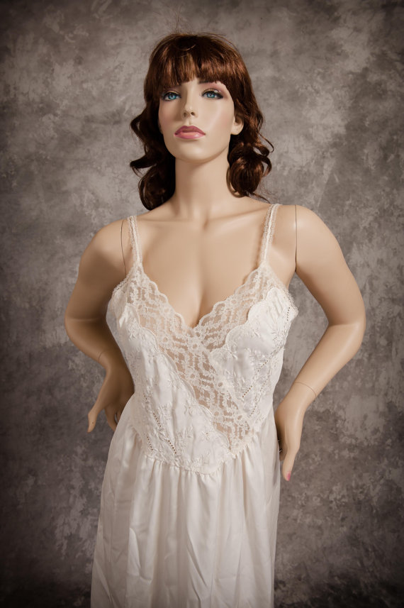 Hochzeit - Vintage Victoria's Secret Gold Crown Nightgown Lingerie Ivory Size Large Bridal Honeymoon ILGWU Label