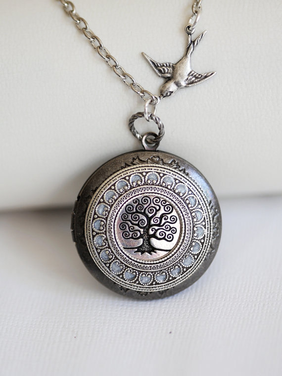 زفاف - Locket,Tree of life locket,Jewelry,Pendant Necklace,Silver Locket,Leaf,Tree,Bird,Antique Style,Jewelry Gift,Locket Necklace,Wedding Necklace