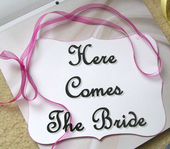 زفاف - Wedding Procession Sign - Back of Wagon - Here Comes The Bride - Ring Bearer - Flower Girl