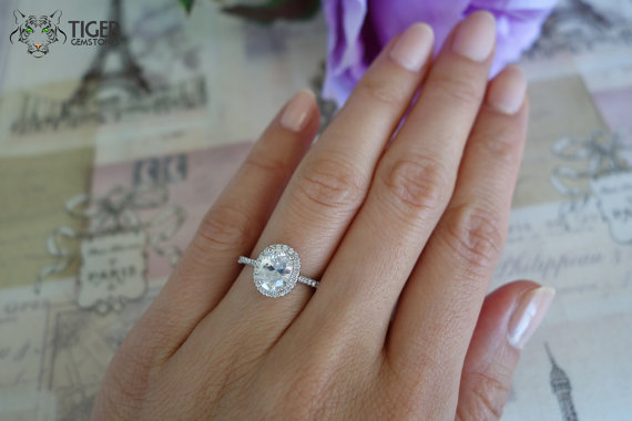 زفاف - 1.5 Carat, Oval Halo Engagement Ring, Vintage, D Color Man Made Diamond Simulants, Art Deco, Wedding, Bridal, Promise Ring, Sterling Silver