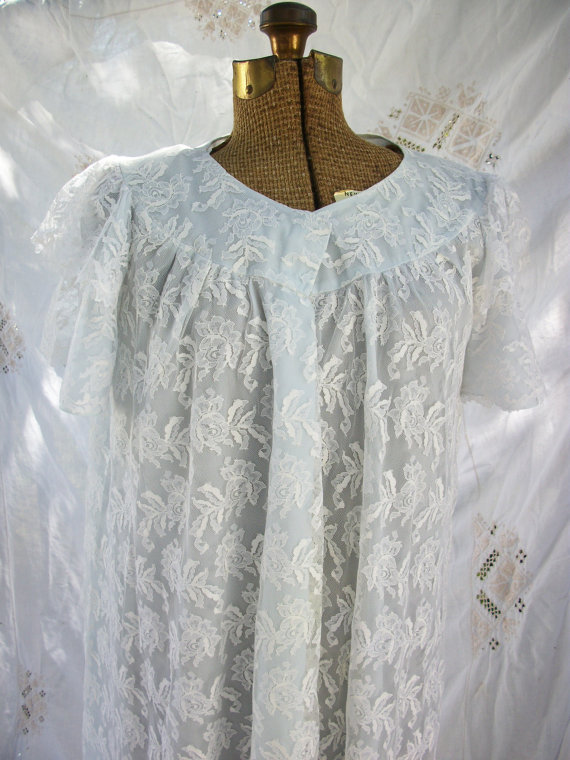 Wedding - White Lace and Soft Baby Blue ~ Vintage Dressing Gown ~ Wedding Chic ~ Flutter Sleeves