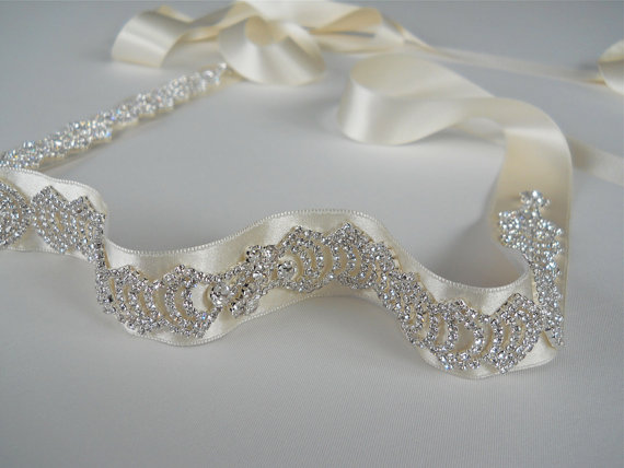 زفاف - Bridal crystal belt with satin ribbon, Bridal crystal belt sash, Beaded rhinestone belt sash, Wedding crystal belt sash