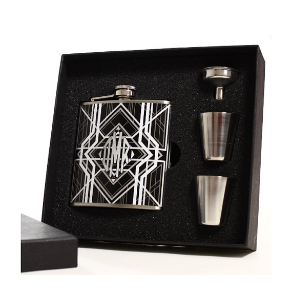 Hochzeit - 5 Hip Flask Gift Sets, Monogrammed Art Deco Flasks Groomsmen Gifts