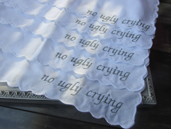 Mariage - No Ugly Crying bridesmaid handkerchief-Bridesmaid gifts-Bridesmaid hanky-Mother of the bride gift-Embroidered Hanky-Wedding gifts-Bride