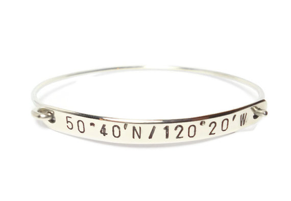 زفاف - Personalized Silver Latitude & Longitude Bracelet, Coordinate Bracelet, Hand Stamped Jewelry, Engraved Jewelry, Custom GPS Bracelet