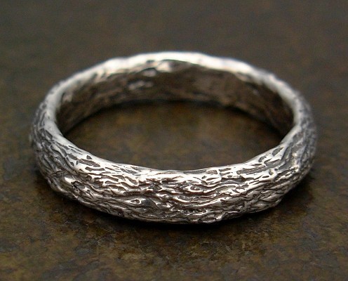 Wedding - Rustic Tree Bark Mens Ring in Sterling Silver - Wedding Band - Commitment Ring - Sizes 7 to 15 - Mens Jewelry