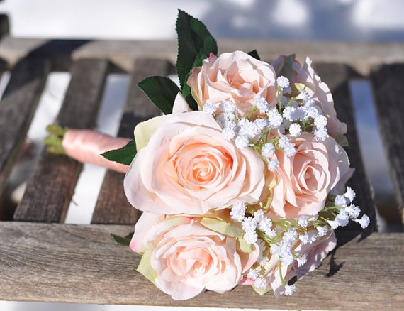 زفاف - Bridesmaids Bouquet, Silk Wedding Bouquet, Rose and Baby Breath Bouquet made with silk flowers.